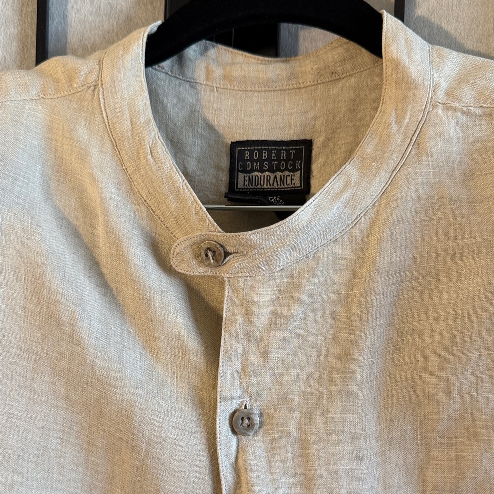 Robert Comstock Beige Button-Up Linen Shirt